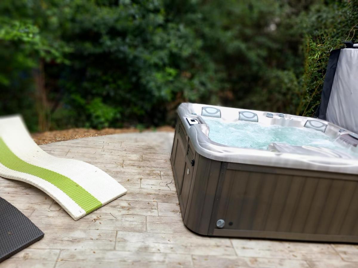 Duplex Le Philandra - Jacuzzi- 2 Chambres Monteils  エクステリア 写真